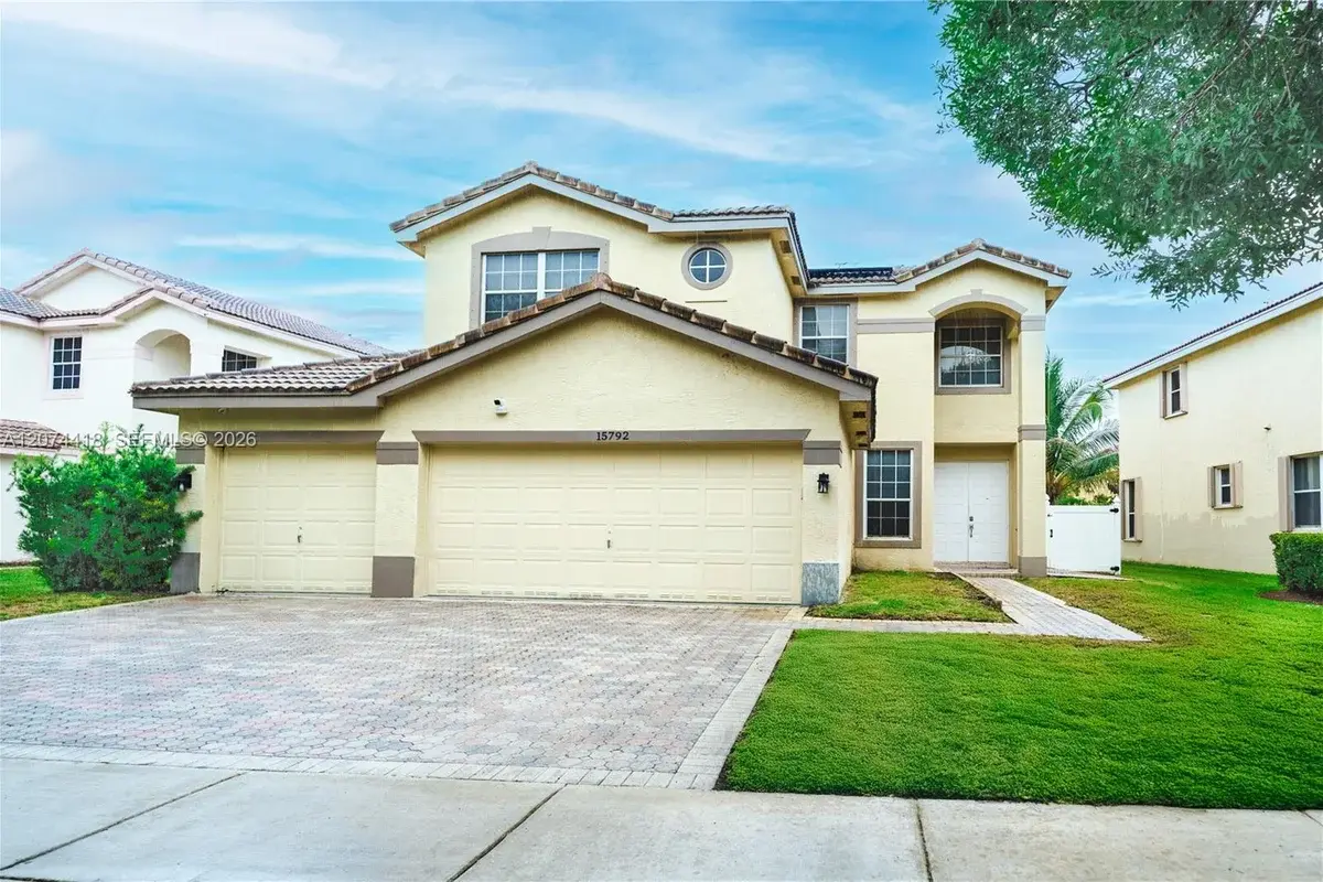 15792 SW 24th St, Miramar: photo 1 of 45