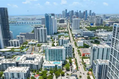 333 NE 24th St #1401, Miami: photo 1 of 36