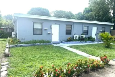 504 N 57th Ave #SOUTH, Hollywood: photo 1 of 21