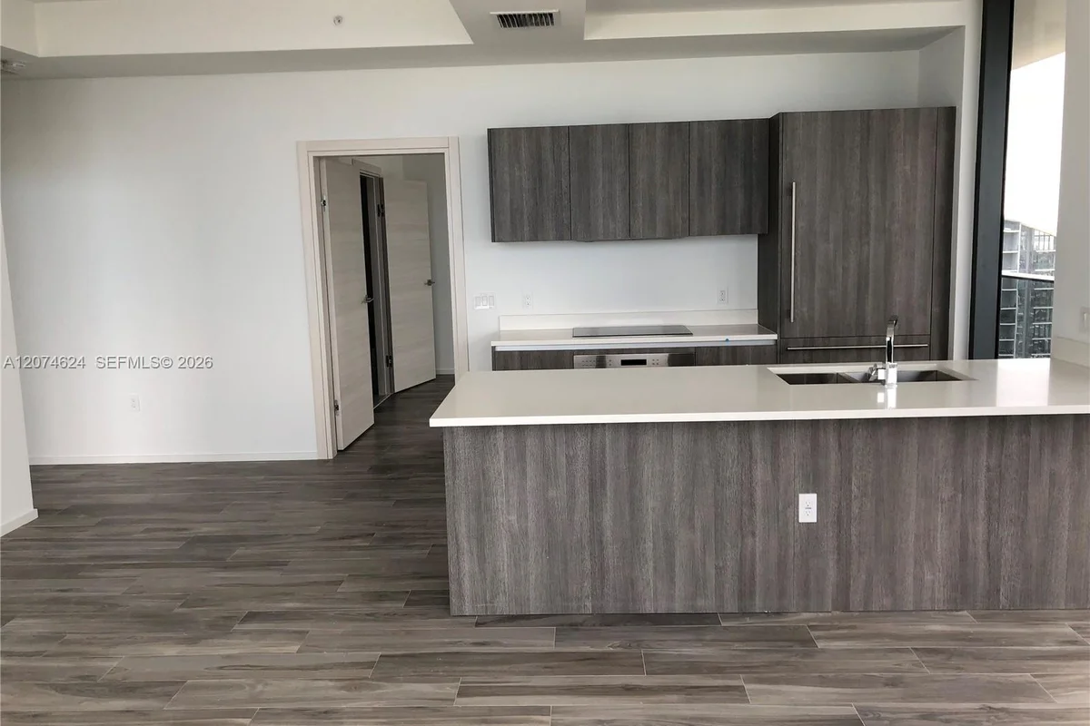 801 S Miami Ave #4905, Miami: photo 1 of 61