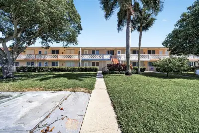 1001 Atlantic Shores Blvd #110, Hallandale Beach: photo 1 of 19