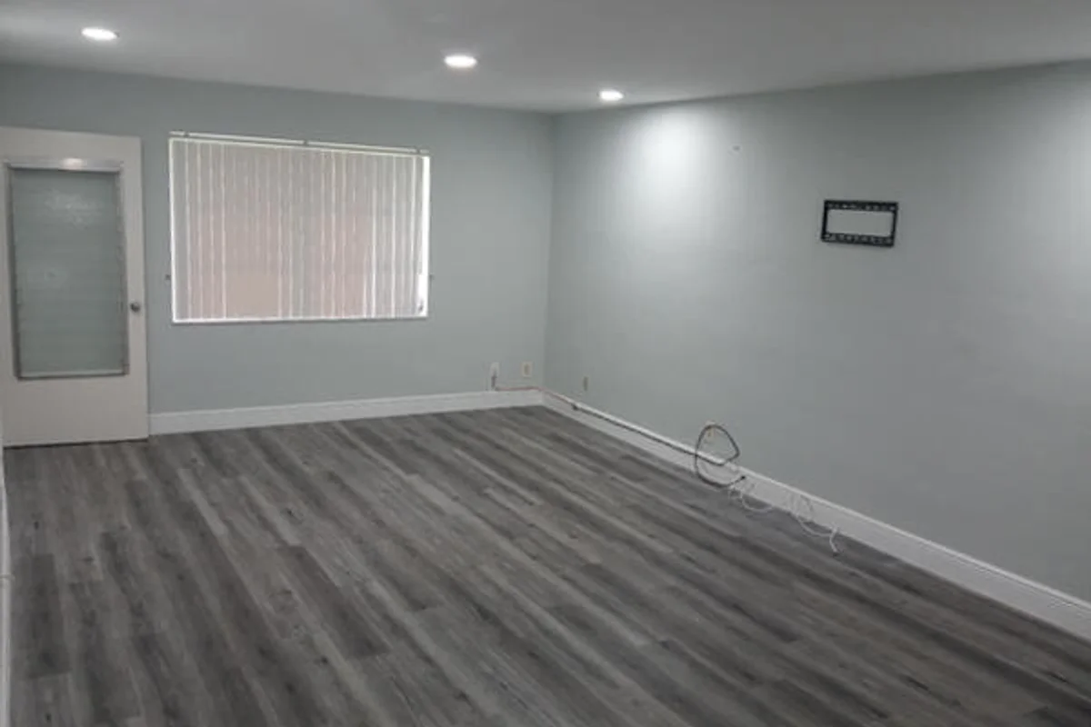 149 West Ct, Royal Palm Beach: photo 1 of 11