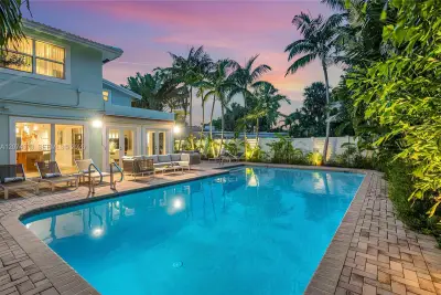 3317 NE 16th Ct, Fort Lauderdale: photo 1 of 58