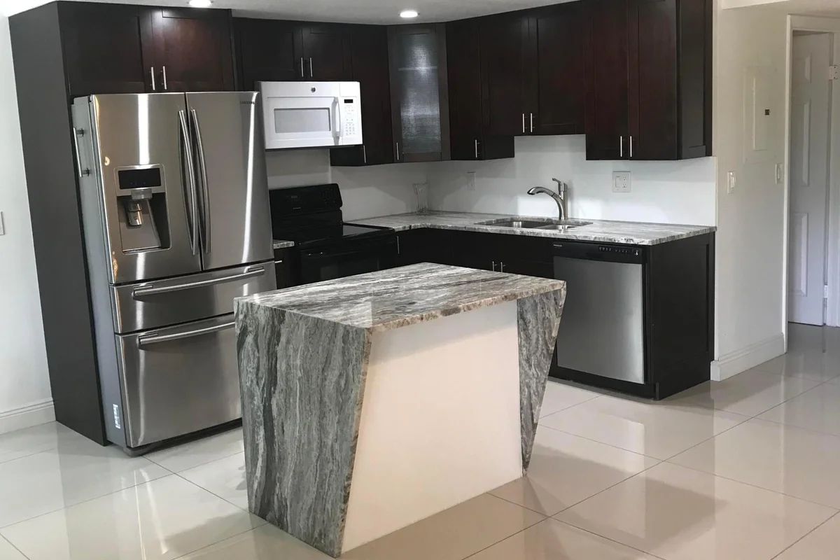 2000 Springdale Blvd #210, Palm Springs: photo 1 of 12