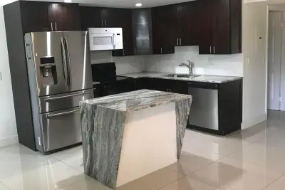 2000 Springdale Blvd #210, Palm Springs: photo 1 of 12