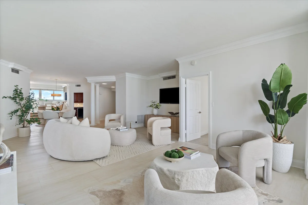 333 Sunset Dr #502, Fort Lauderdale: photo 1 of 34
