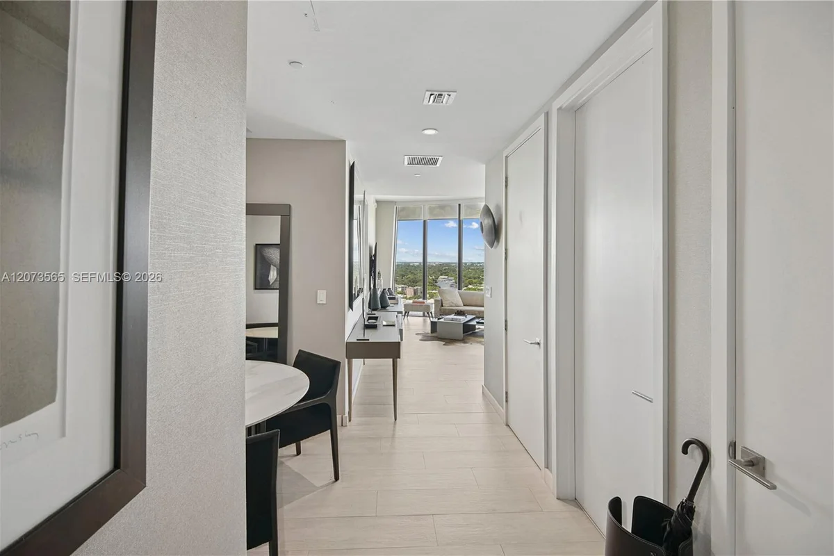2831 S Bayshore Dr #1908, Miami: photo 1 of 30