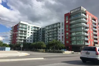 7751 NW 107th Ave #707, Doral: photo 1 of 13