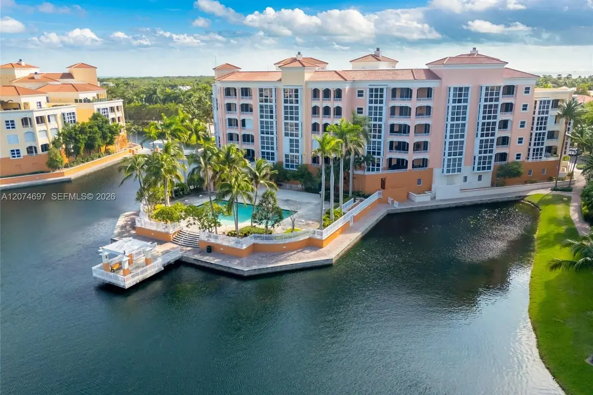 737 Crandon Blvd #PH-1, Key Biscayne: photo 1 of 45