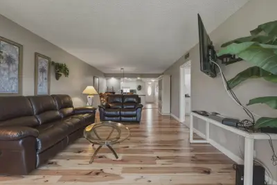 9420 S Hollybrook Lake Dr #304, Pembroke Pines: photo 1 of 57