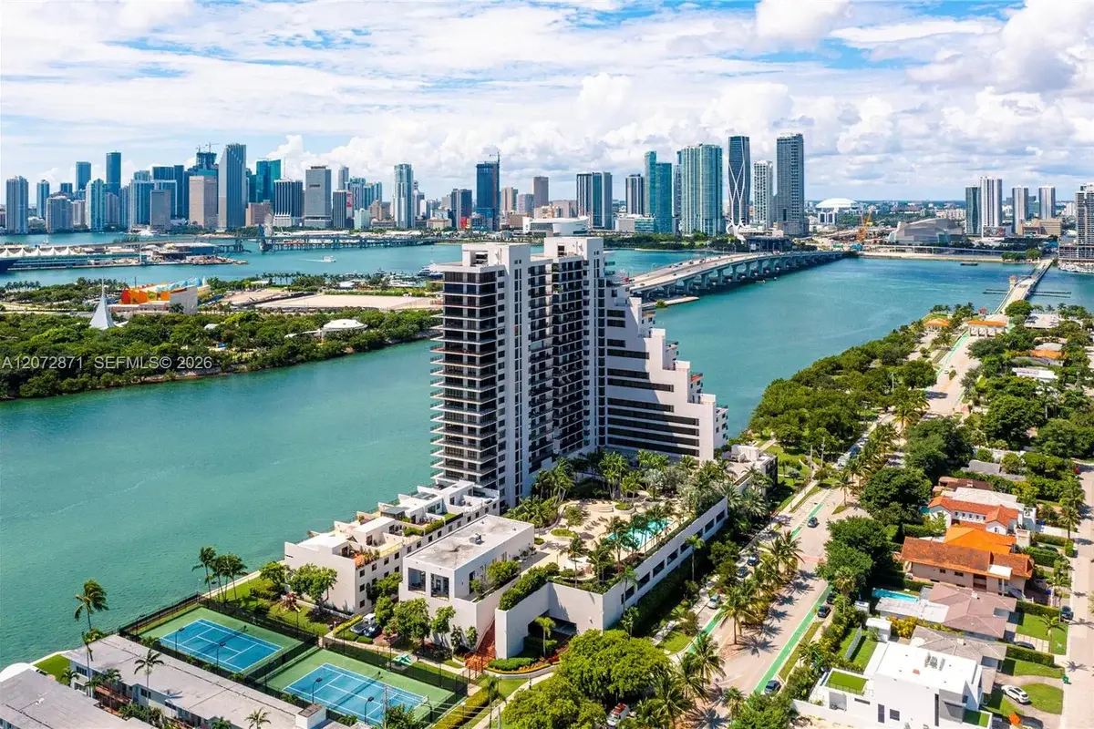 1000 Venetian Way #301/303, Miami: photo 1 of 40