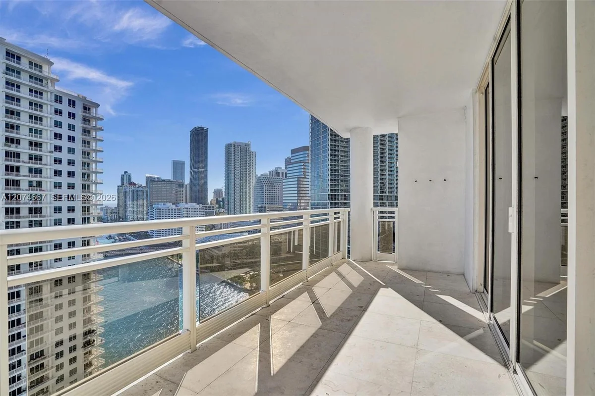901 Brickell Key Blvd #2302, Miami: photo 1 of 34
