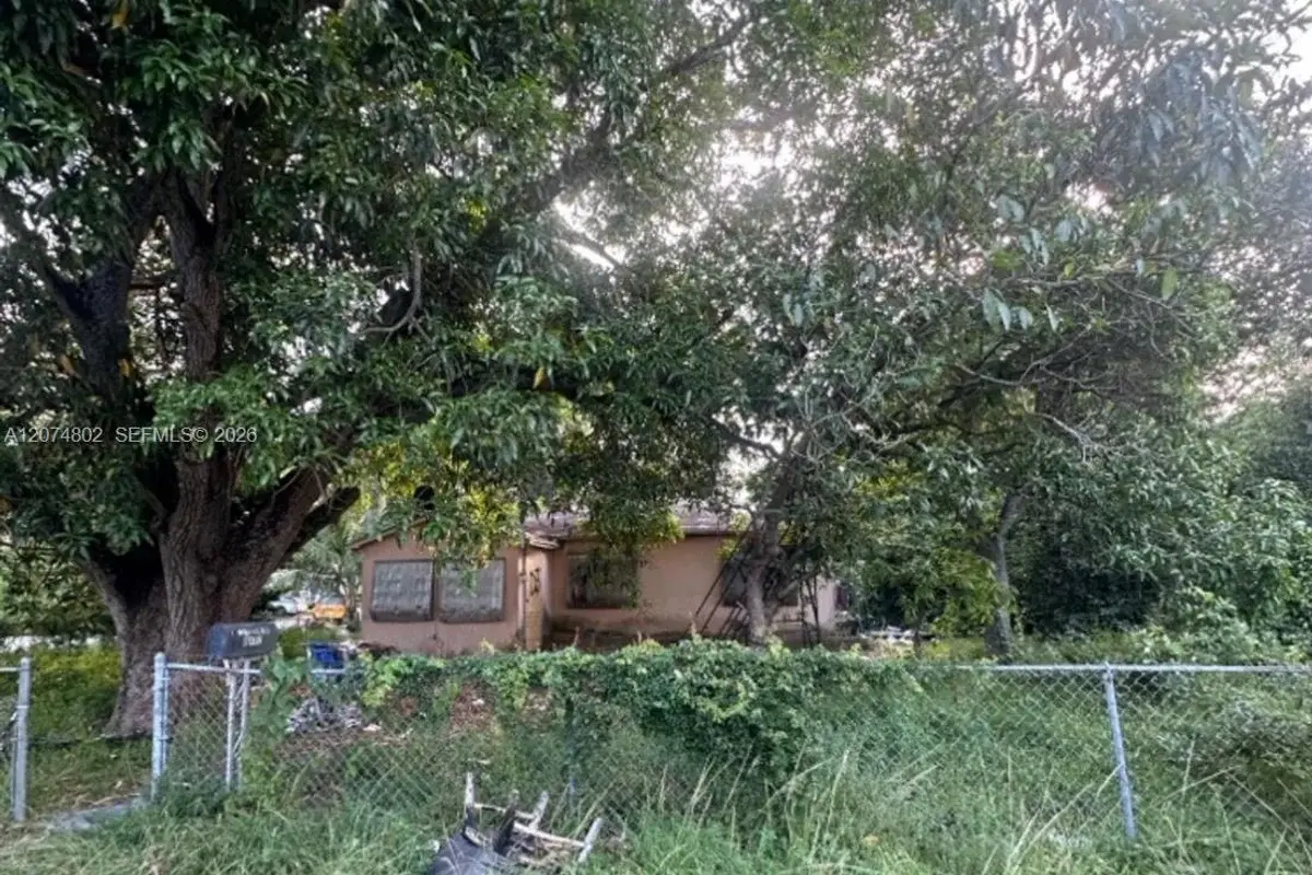 16550 NE 4th Ave, Miami: photo 1 of 1