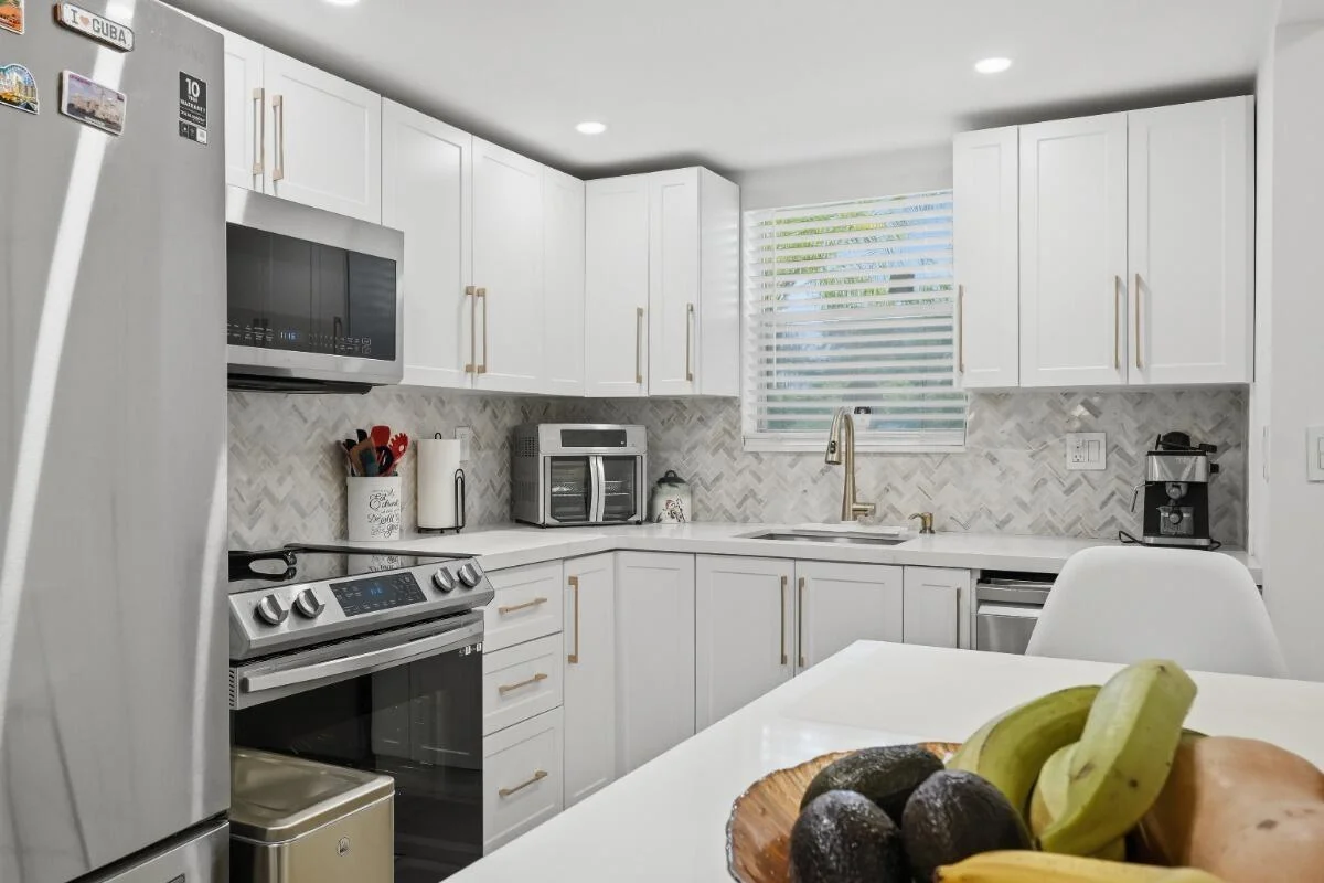 6100 NW 44th St #104, Lauderhill: photo 1 of 60
