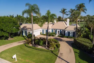971 Lake House Dr, North Palm Beach: photo 1 of 28