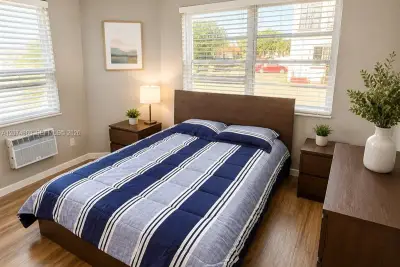 375 SW 19th Ave #2, Miami: photo 1 of 22