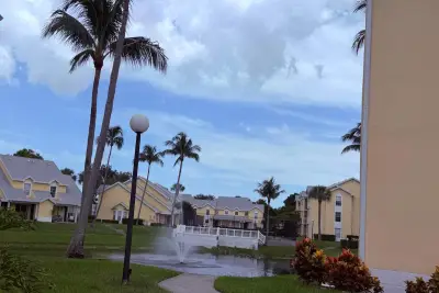 6347 La Costa Dr #B, Boca Raton: photo 1 of 31