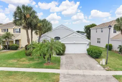 120 Hamilton Ter, Royal Palm Beach: photo 1 of 37