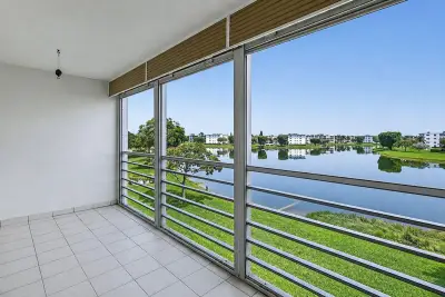 3026 Rexford B, Boca Raton: photo 1 of 17