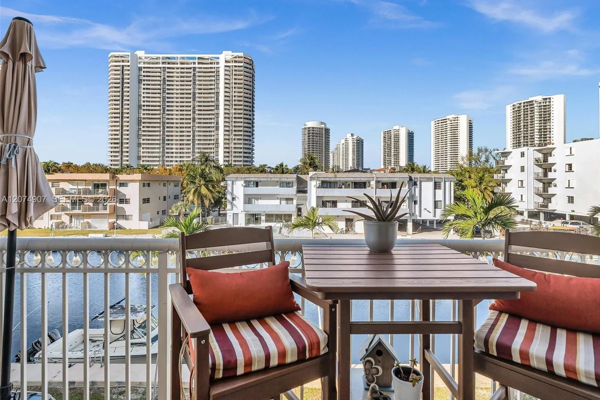 3601 NE 170th St #301, North Miami Beach: photo 1 of 16