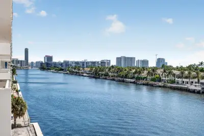 1500 S Ocean Dr #5E, Hollywood: photo 1 of 25