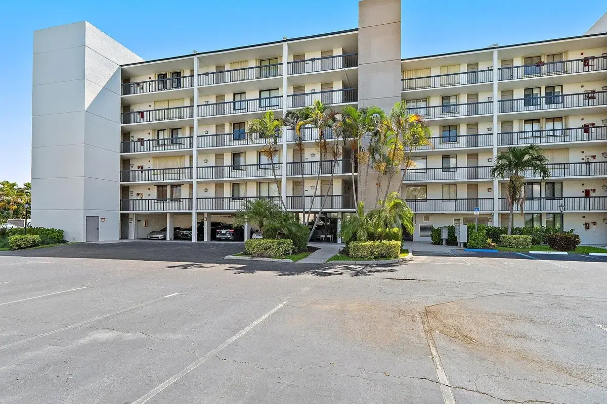 1605 S Us Hwy 1 #M3-404, Jupiter: photo 1 of 57