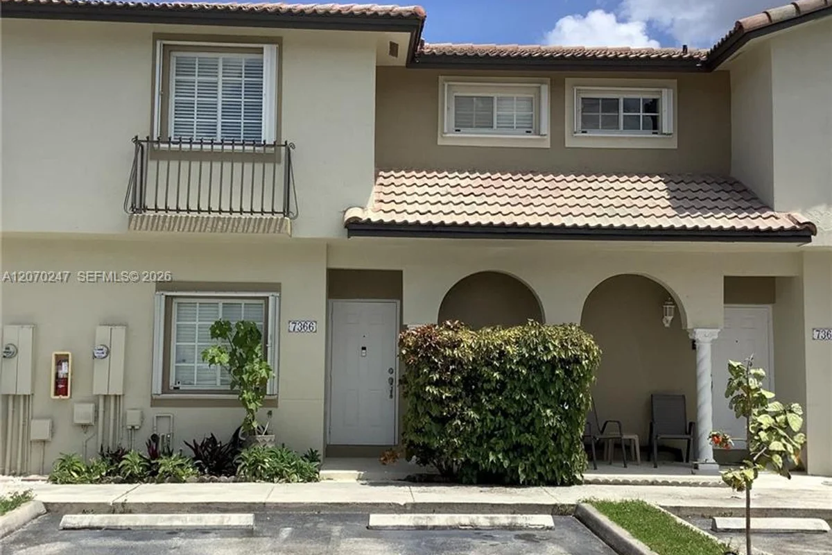 7366 SW 152nd Ave #103, Miami: photo 1 of 35