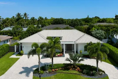 115 NE 16th Ct, Delray Beach: photo 1 of 41