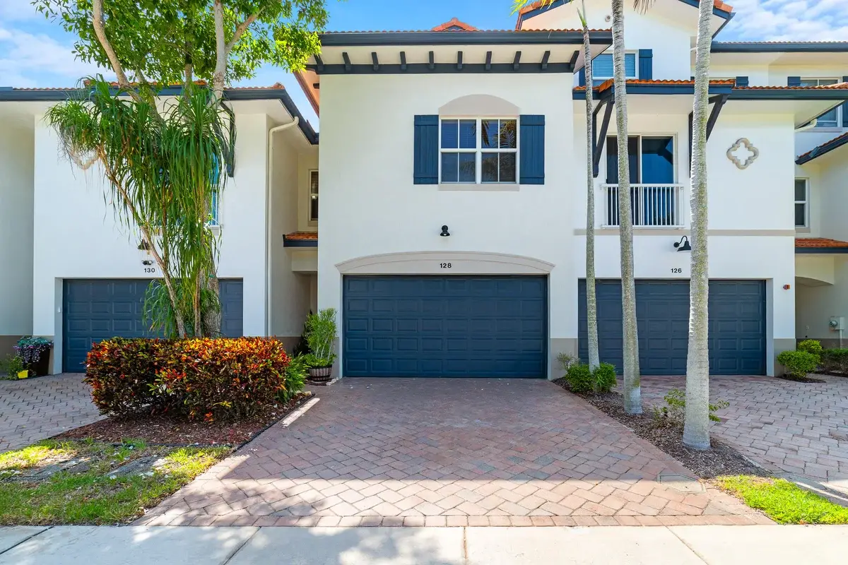 128 W Prive Cir, Delray Beach: photo 1 of 35