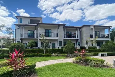 4940 NW 83rd Ave, Doral: photo 1 of 24
