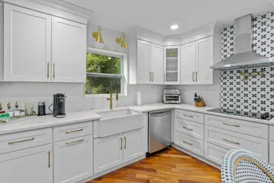 3929 Lowson Blvd, Delray Beach: photo 1 of 14