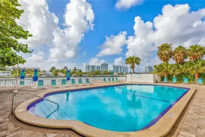 1455 N Treasure Dr #PH-H, North Bay Village: photo 1 of 29