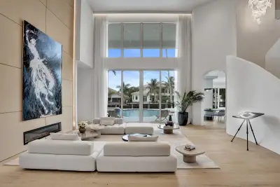 30 S Compass Dr, Fort Lauderdale: photo 1 of 84