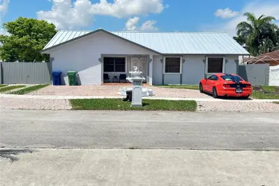 15322 SW 144th Pl, Miami: photo 1 of 31