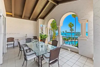 2134 Fisher Island Dr, Miami Beach: photo 1 of 40