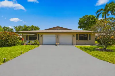 1651 Palmland Dr, Boynton Beach: photo 1 of 24