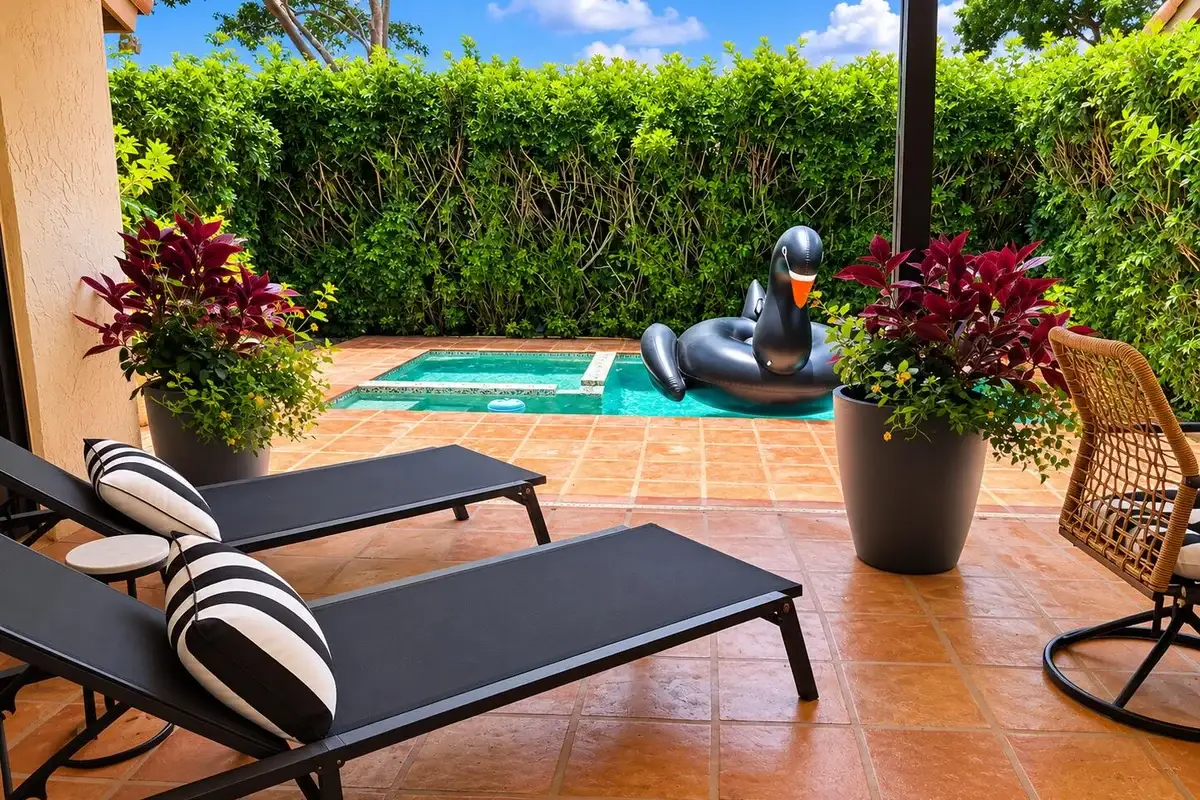 23283 Water Cir, Boca Raton: photo 1 of 14