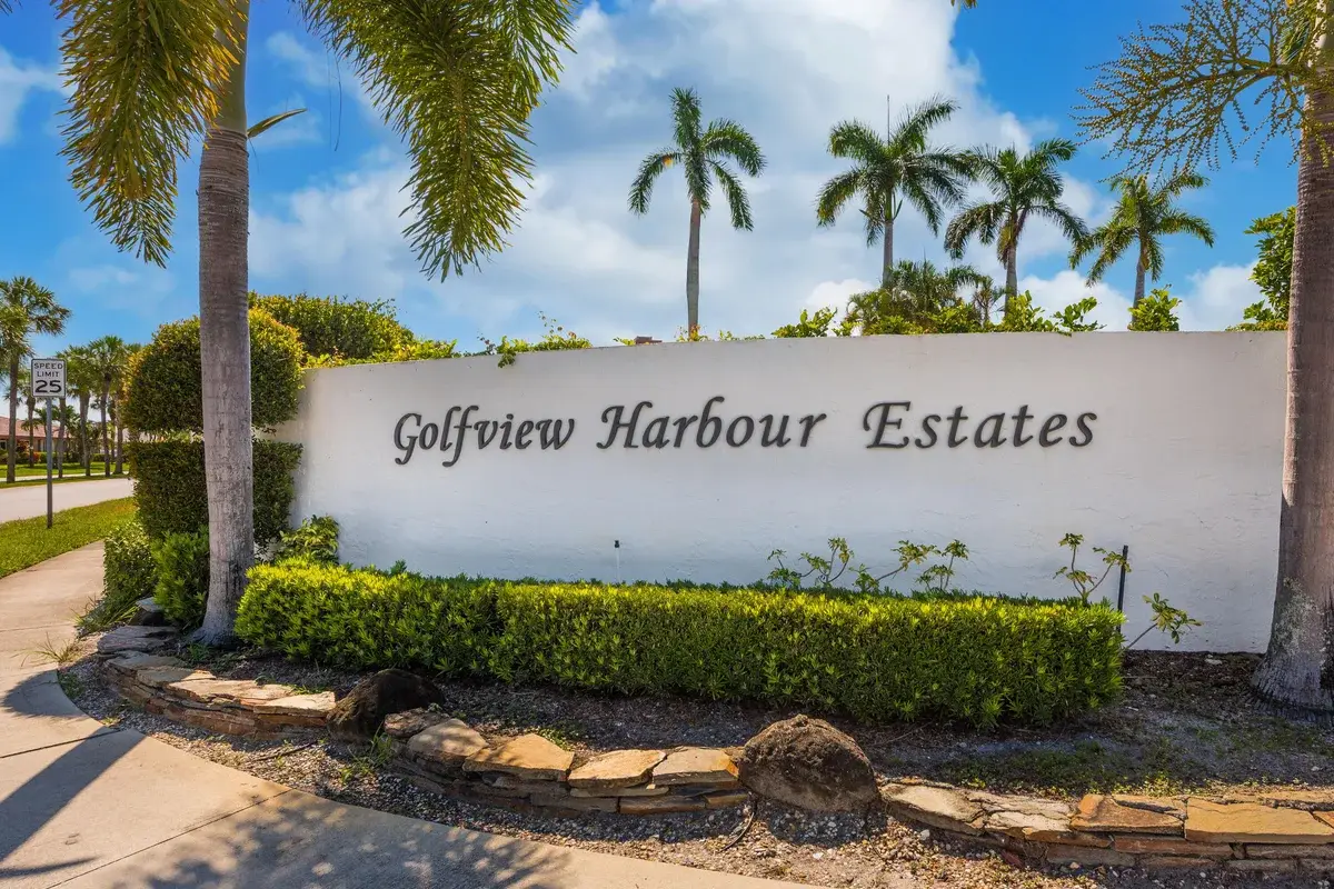 1315 SW 25th Ave, Boynton Beach: photo 1 of 43