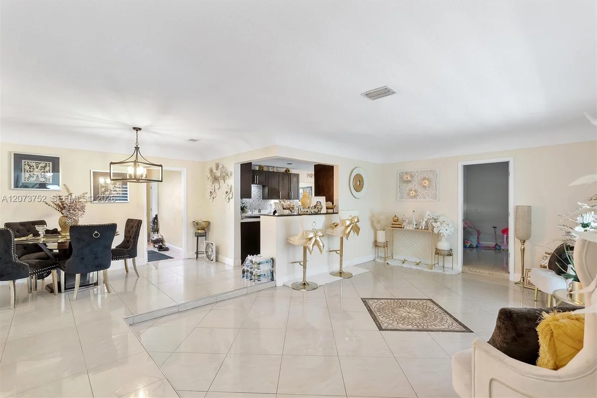 8544 Sheraton Dr, Miramar: photo 1 of 13
