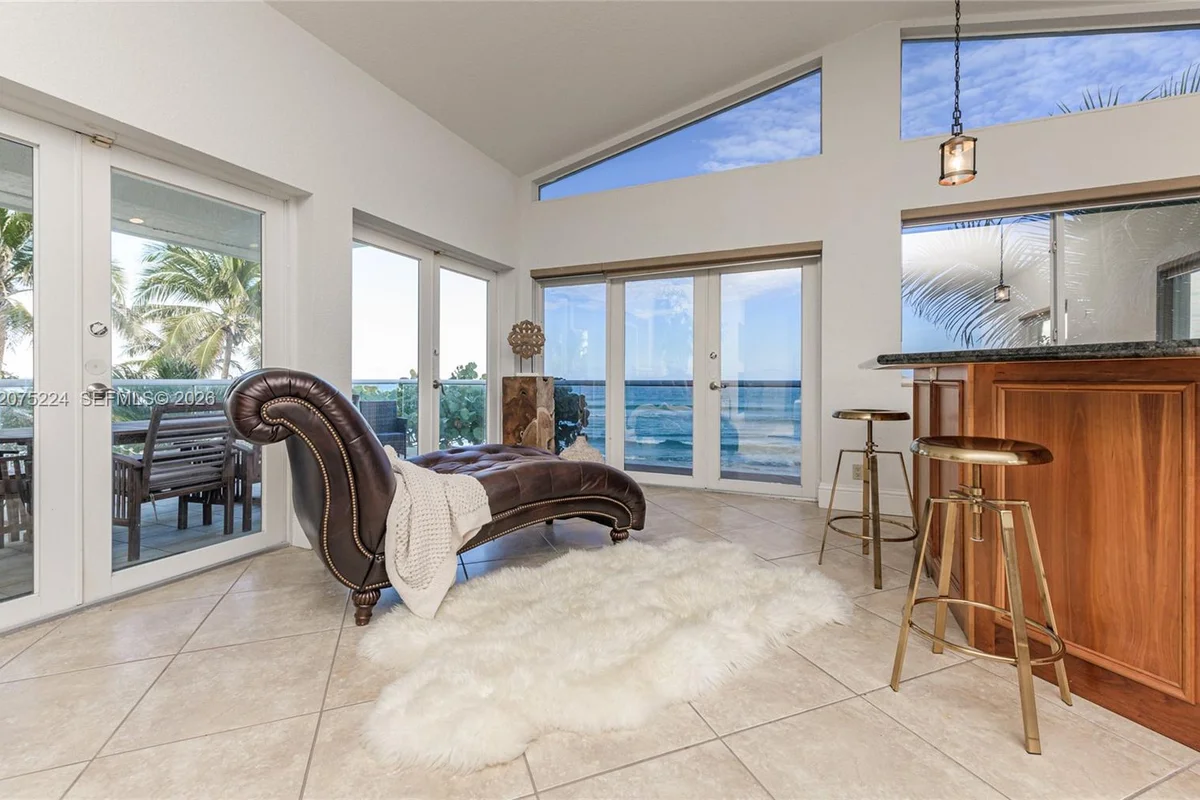 302 Balboa St, Hollywood: photo 1 of 65