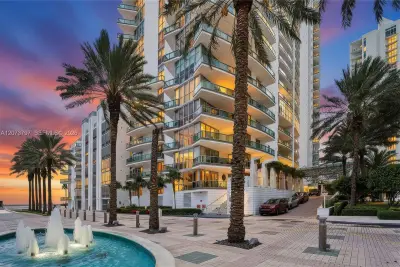 1331 Brickell Bay Dr #611, Miami: photo 1 of 46