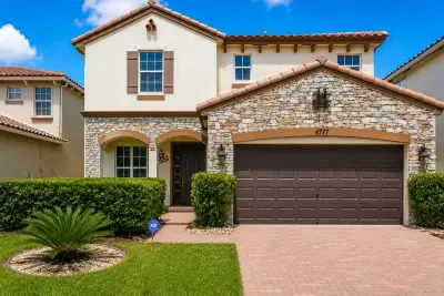 4777 Capital Dr, Lake Worth: photo 1 of 49