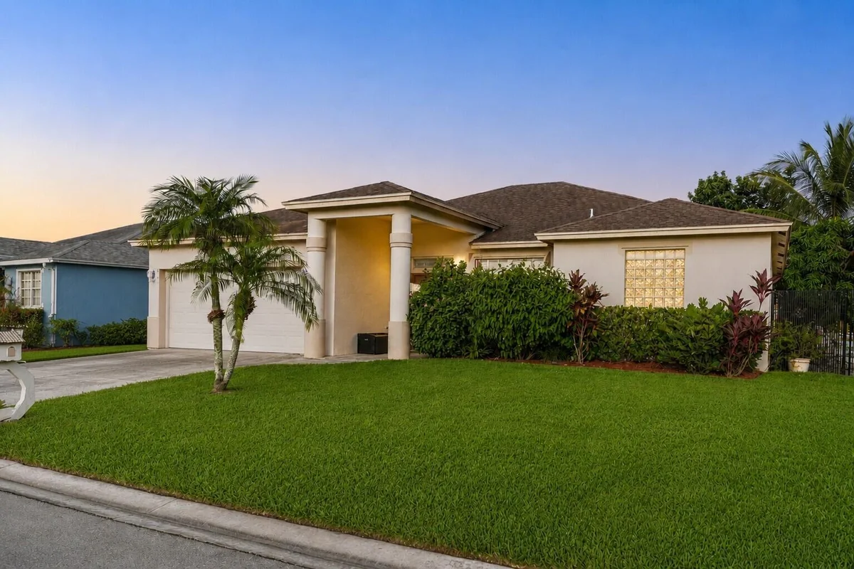 1338 Cape May Ln, Greenacres: photo 1 of 23