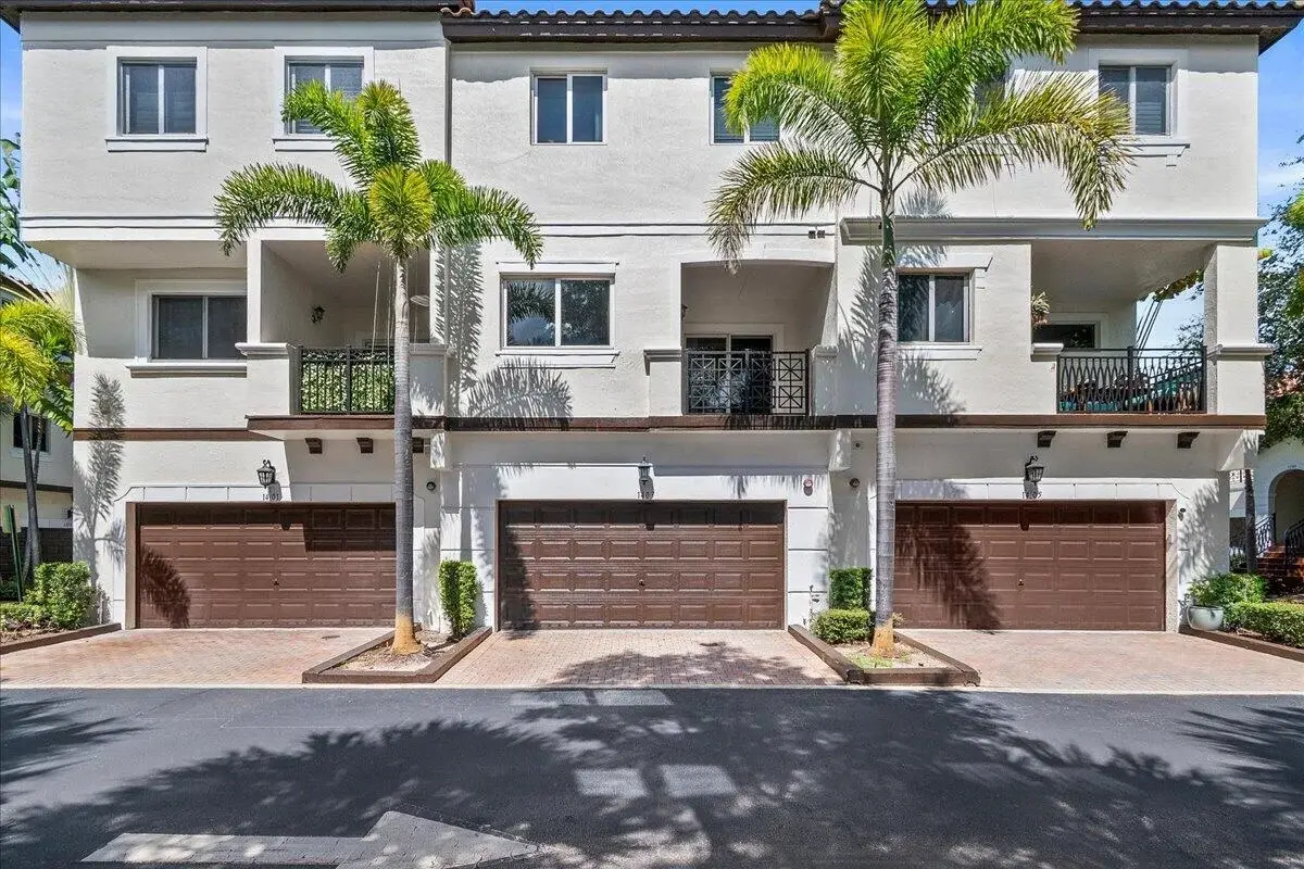 1403 Coastal Bay Blvd, Boynton Beach: photo 1 of 32