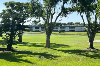 93 Normandy B, Delray Beach: photo 1 of 22
