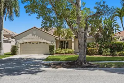 609 Verona Pl, Weston: photo 1 of 44