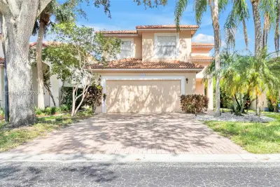 3884 NW 63rd Ter, Coral Springs: photo 1 of 30