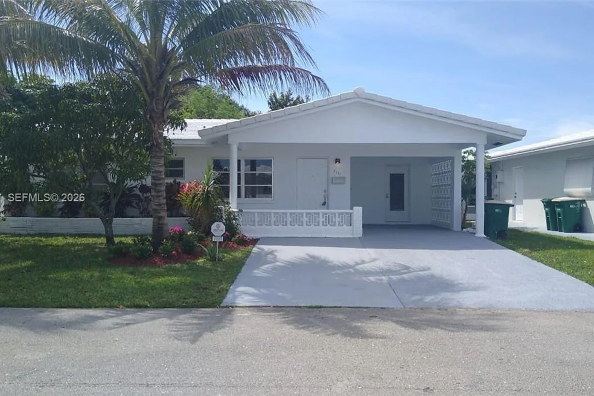 7111 NW 68th Ave, Tamarac: photo 1 of 10