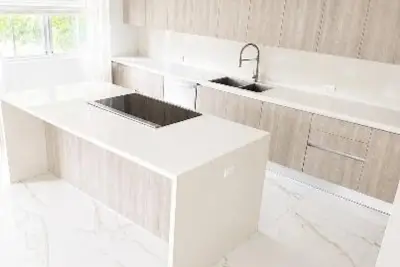 620 NE 7th Ave, Fort Lauderdale: photo 1 of 22