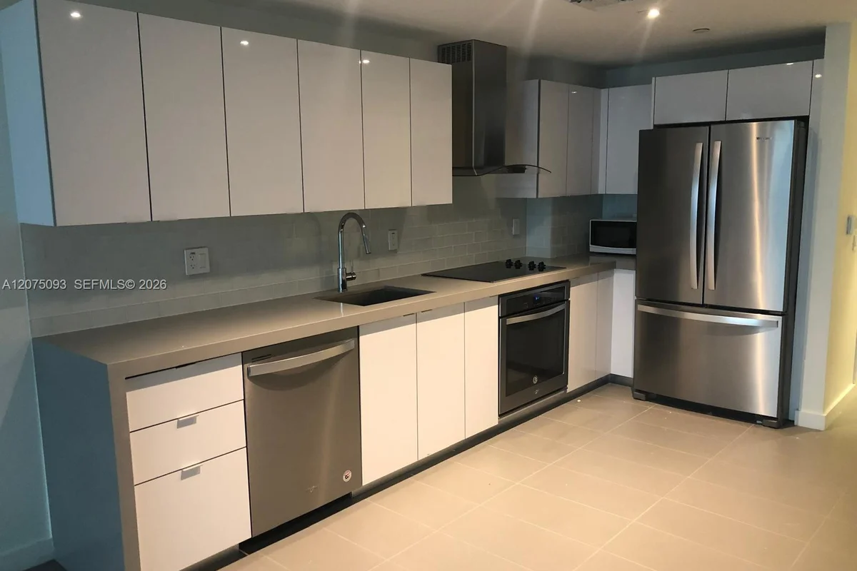 1600 NE 1st Ave #1102, Miami: photo 1 of 70
